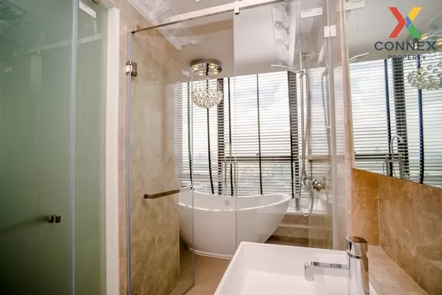 FOR RENT condo , The Lumpini 24 , high floor , BTS-Phrom Phong , 